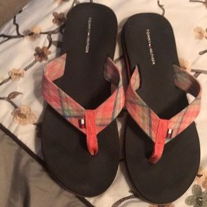 Tommy Hilfiger flip flop sandals